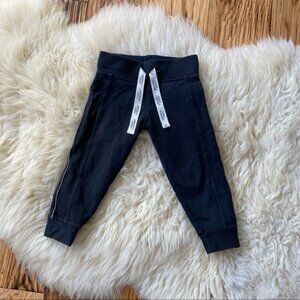 Peekaboo Beans Black Jogger Size 1